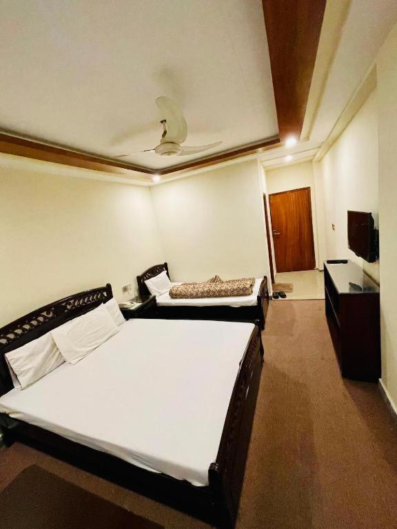 Citymax Hotel ราวัลปินดี ภายนอก รูปภาพ